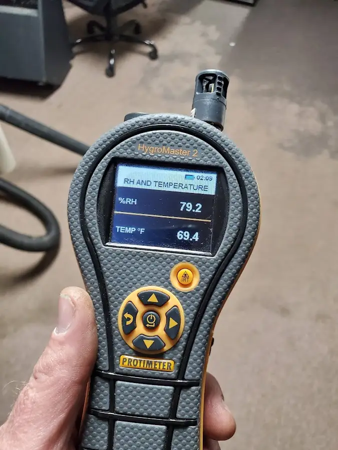 Moisture meter humidity assessment for Mold Remediation & Removal in Mercer Island
